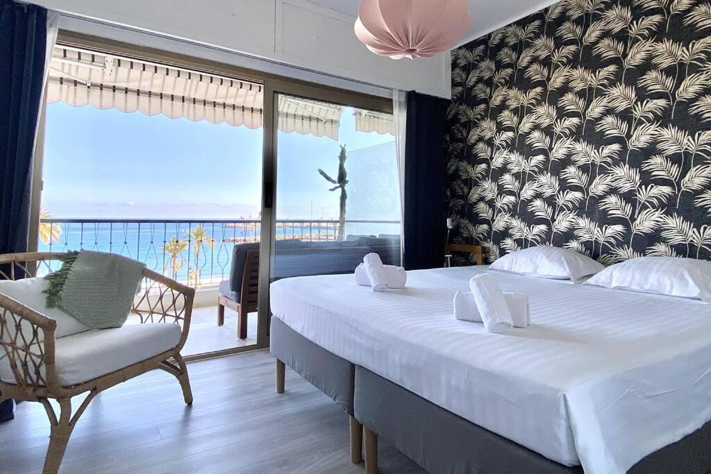 Le Garavan-Vue Mer-Plage-Clim-Terrasse Menton Exteriör bild